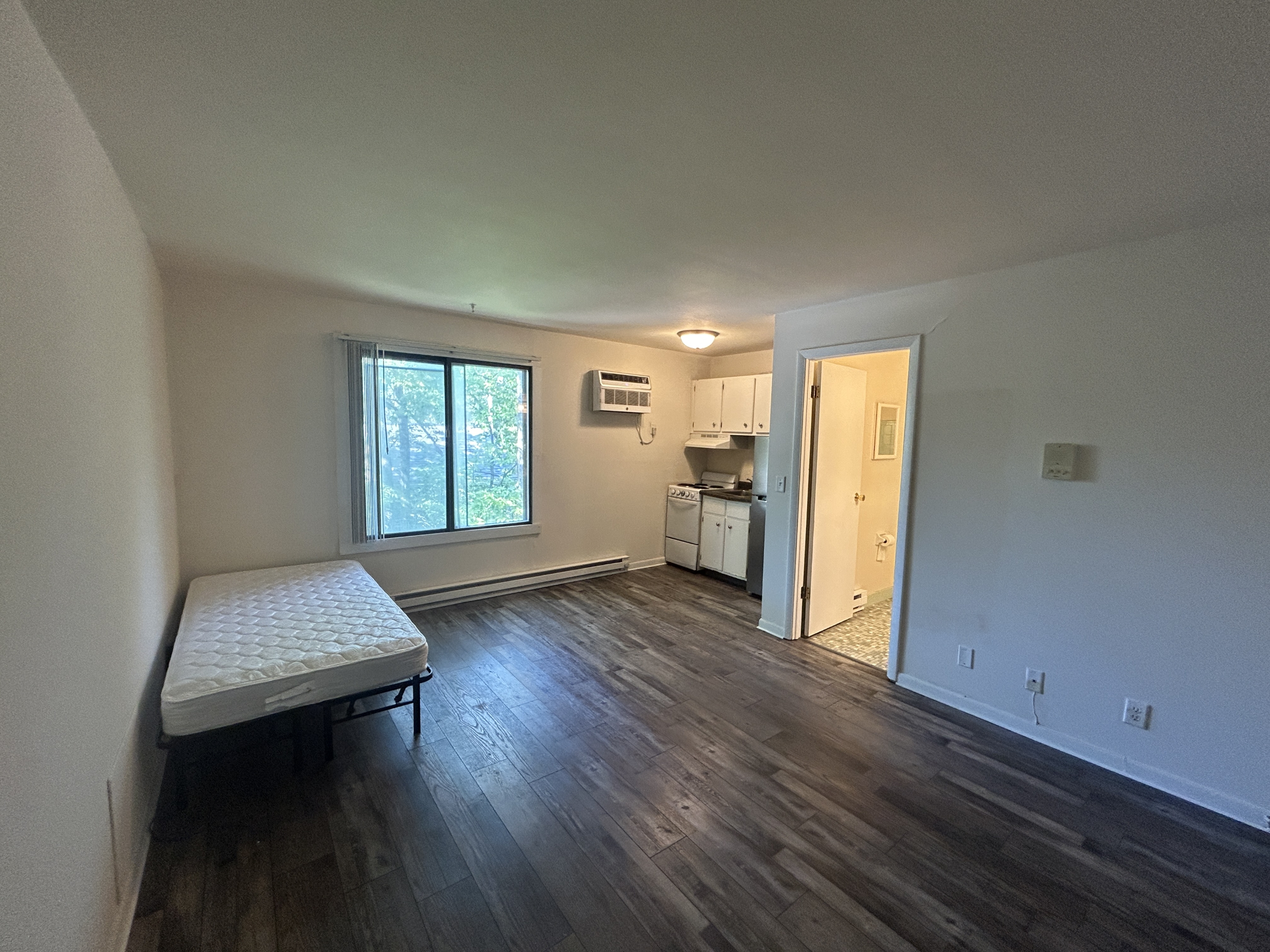 134 E Johnson - Unit 303