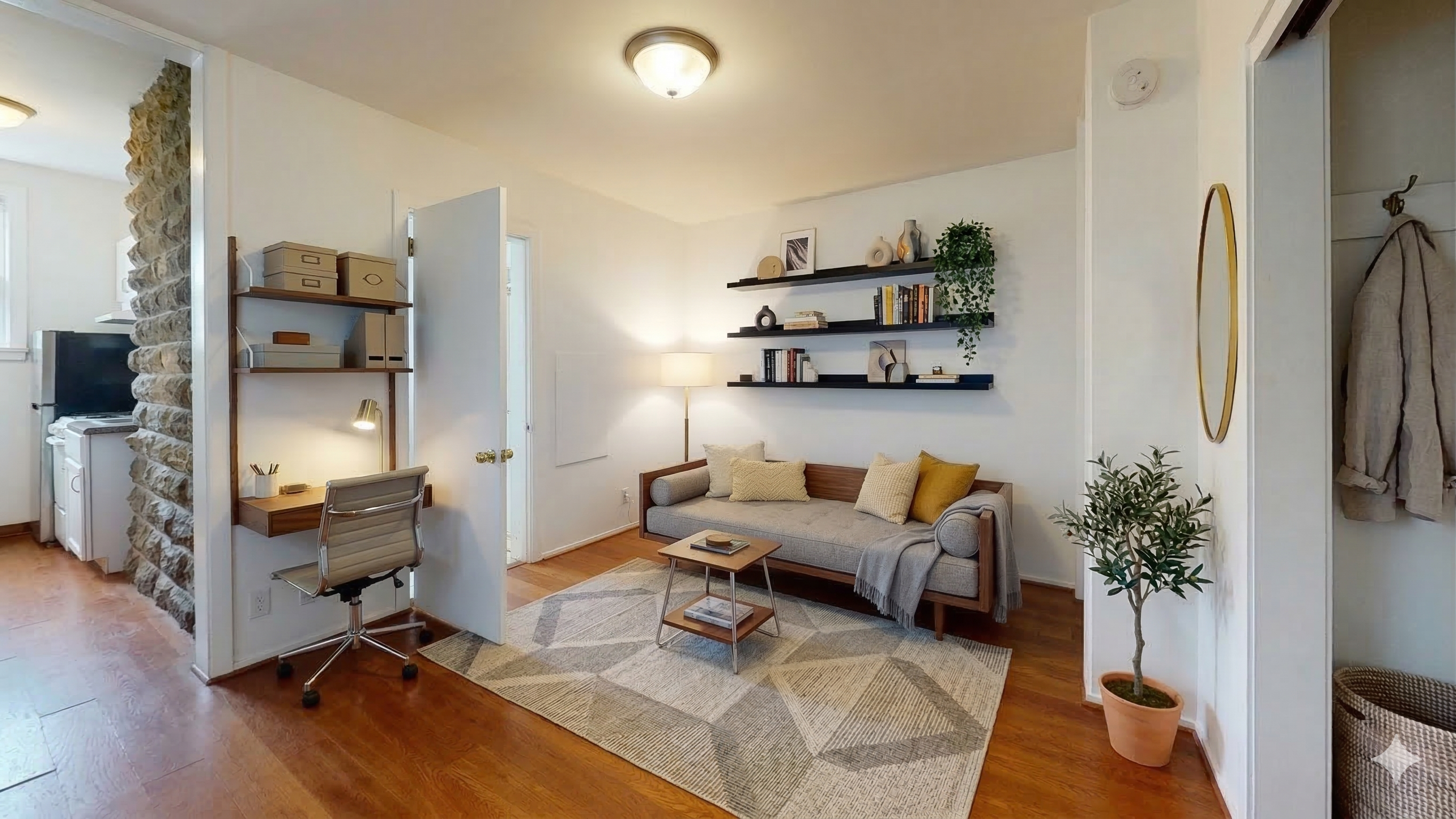 137 E Gorham - Unit 3