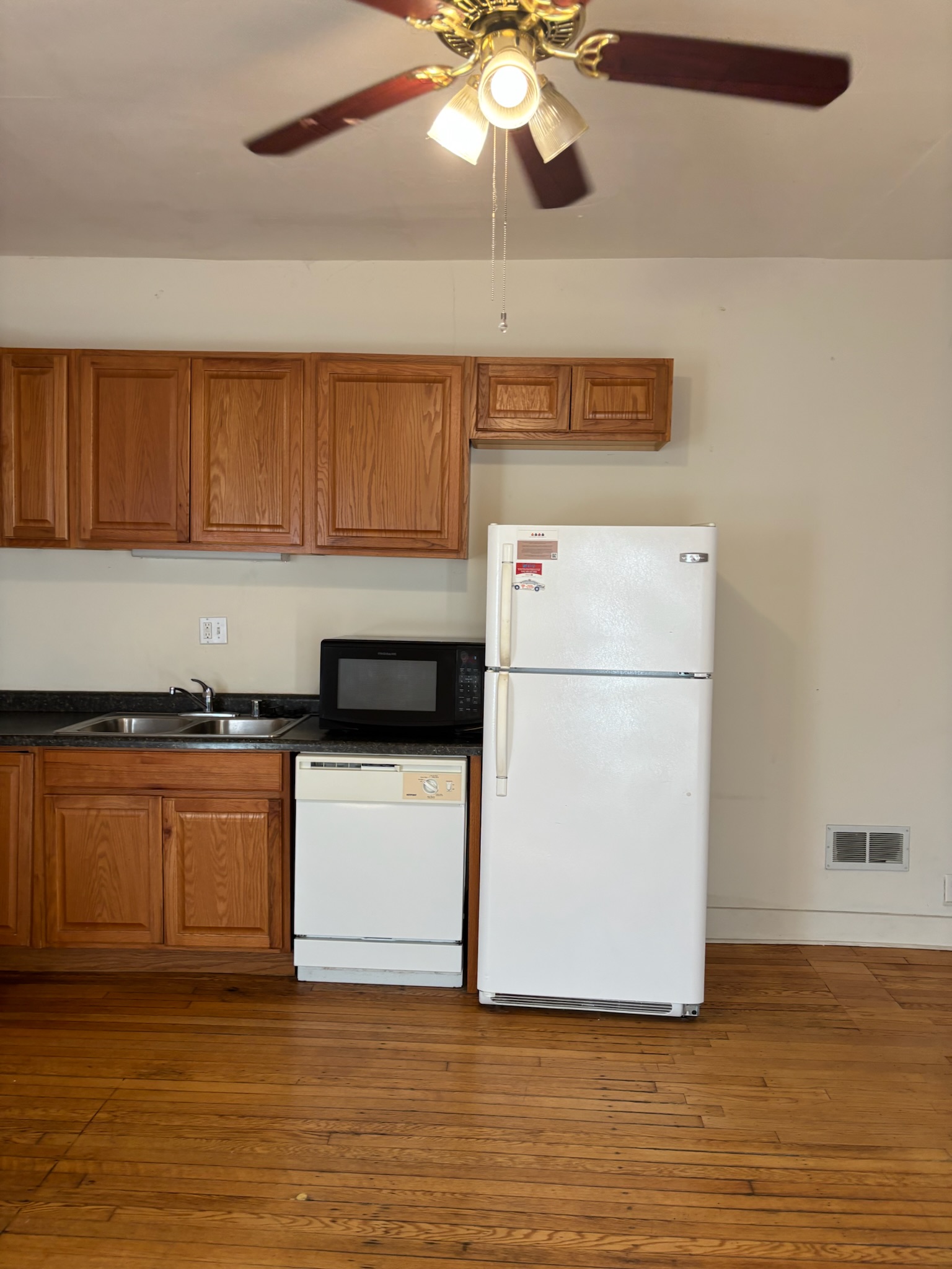 129 E Gorham - Unit 1
